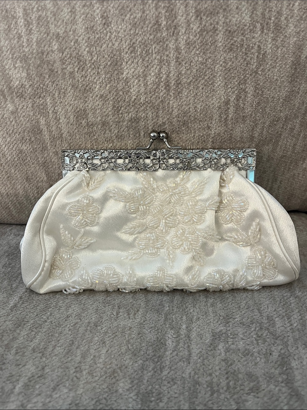 Boutique Ivory Beaded Floral Satin Clutch